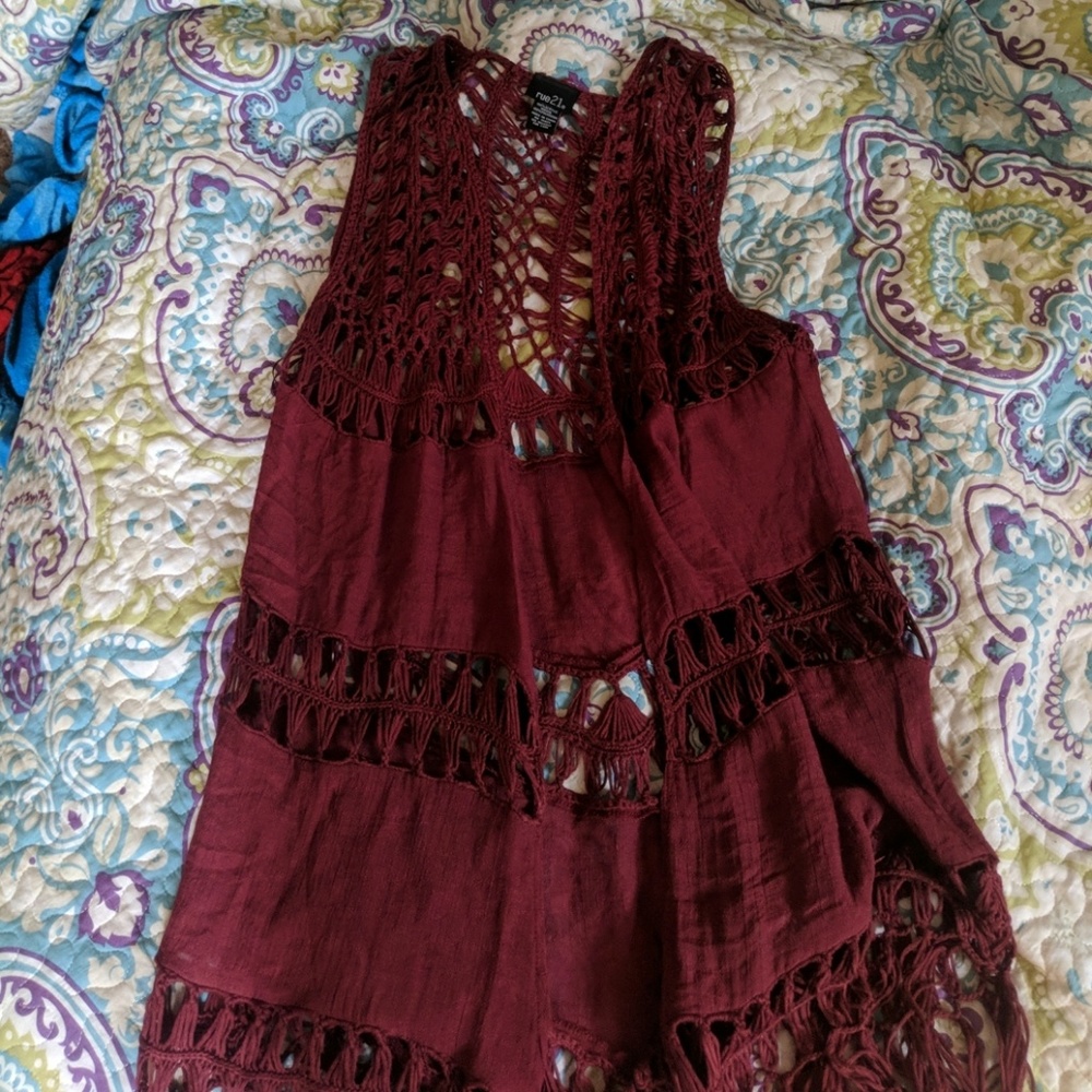 Knitted  vest